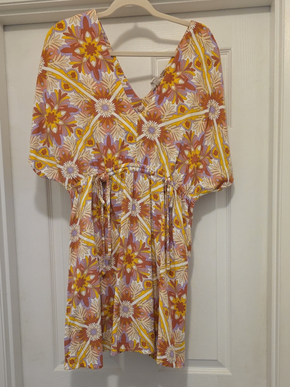 Roxy Bali Retreat Mini Dress in Yellow, Pink & Cream Floral Size L